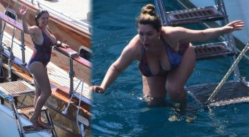 KELLY BROOK – HUGE BREASTS IN SWIMSUIT