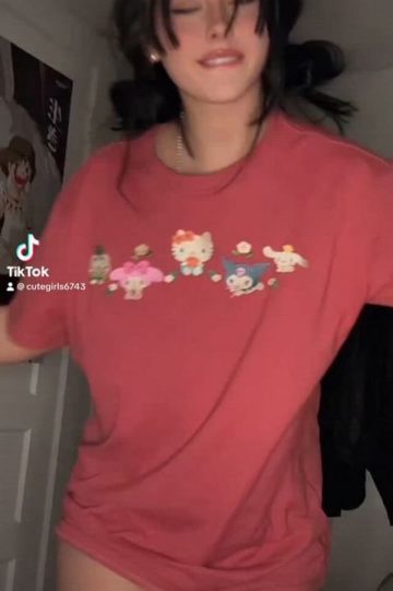 OF Teen TikTok Tits Pussy Reveal (gif)